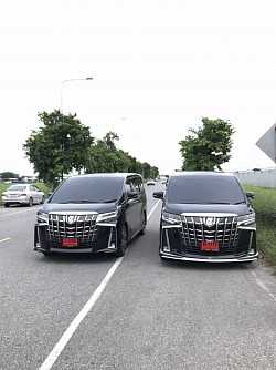 Book a travel car, pick up the airport